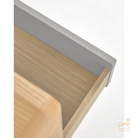 Комод Anielle из массива ясеня с тремя ящиками 98,9 x 78 см Комод Anielle из массива ясеня с тремя ящиками 98,9 x 78 см