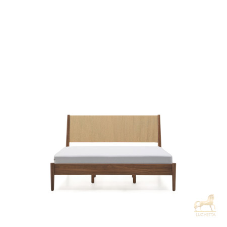 Кровать Elan из шпона и массива ореха со шнуром 160 x 200 Кровать Elan из шпона и массива ореха со шнуром 160 x 200