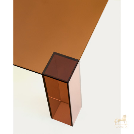 Журнальный столик Adularia из стекла коричневого цвета 85 x 85 Журнальный столик Adularia из стекла коричневого цвета 85 x 85