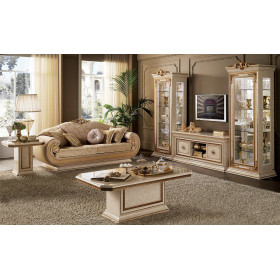 Итальянская гостиная Leonardo фабрики ARREDO CLASSIC. Стоимость комплекта как на фото.