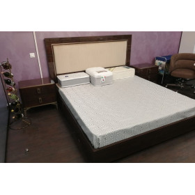 Итальянская спальная группа Eva (кровать сп. место 180*200 + 2 тумб.) фабрики STATUS