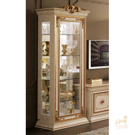 Итальянская гостиная Leonardo фабрики ARREDO CLASSIC. Стоимость комплекта как на фото. Итальянская гостиная Leonardo фабрики ARREDO CLASSIC. Стоимость комплекта как на фото.