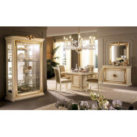 Итальянская гостиная Leonardo фабрики ARREDO CLASSIC. Стоимость комплекта как на фото.