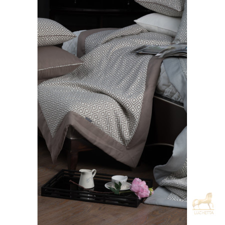 Дебора (Debora) комплект саше, 3 подушки, покрывало TEXTILE, FRATELLI BARRI Дебора (Debora) комплект саше, 3 подушки, покрывало TEXTILE, FRATELLI BARRI
