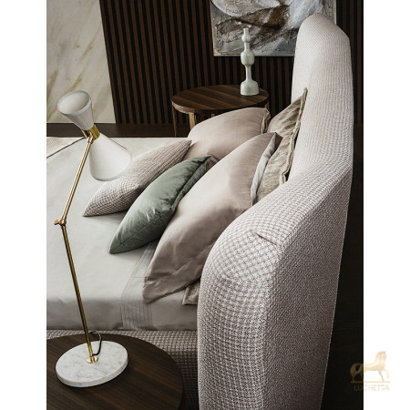 Кровать ROYALE CASAMILANO 1709 Кровать ROYALE CASAMILANO 1709