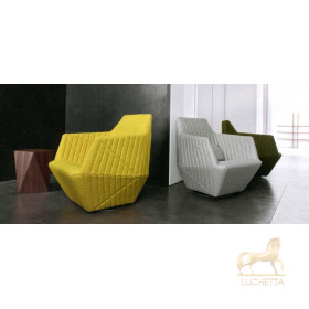 Кресло вращающееся Facett  LIGNE ROSET 14060250