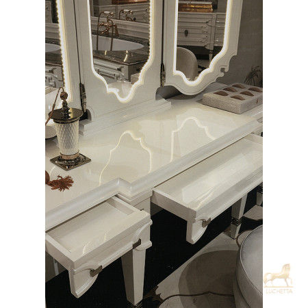 Туалетный столик VISIONNAIRE WINDSOR 10 Туалетный столик VISIONNAIRE WINDSOR 10