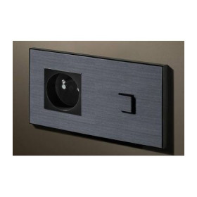 Выключатель однокнопочный с розеткой в сборе (в двойной рамке) Lithoss Select, Gunpowder black